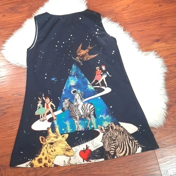 Galaxy Whimsical Sleeveless Mod Sheath Mini Dress - Picture 3 of 4